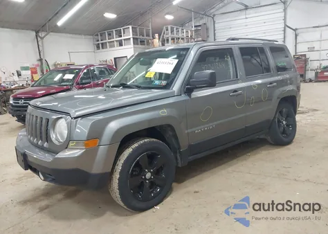 2012 Jeep Patriot Latitude z USA, uszkodzony, nr VIN 1C4NJRFB4CD608701